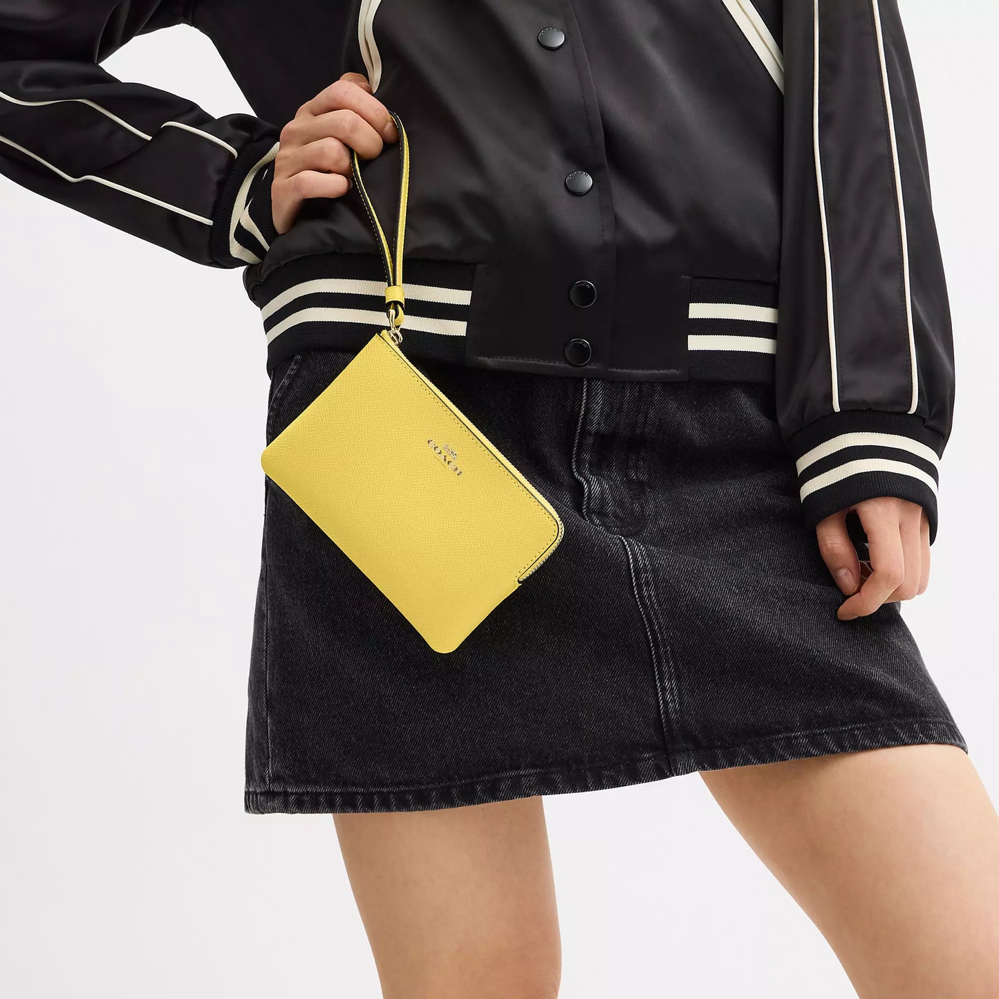 StrapStory - Wristlet 039