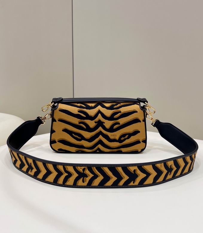 FDNI-Bags - Strap Story - 702