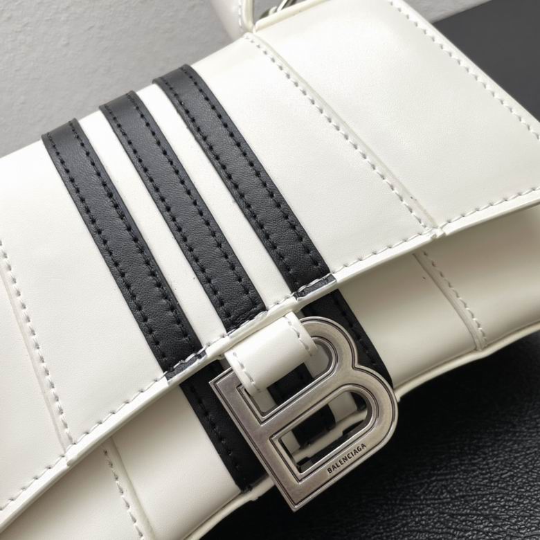 BLGA-Bags - Strap Story - 450