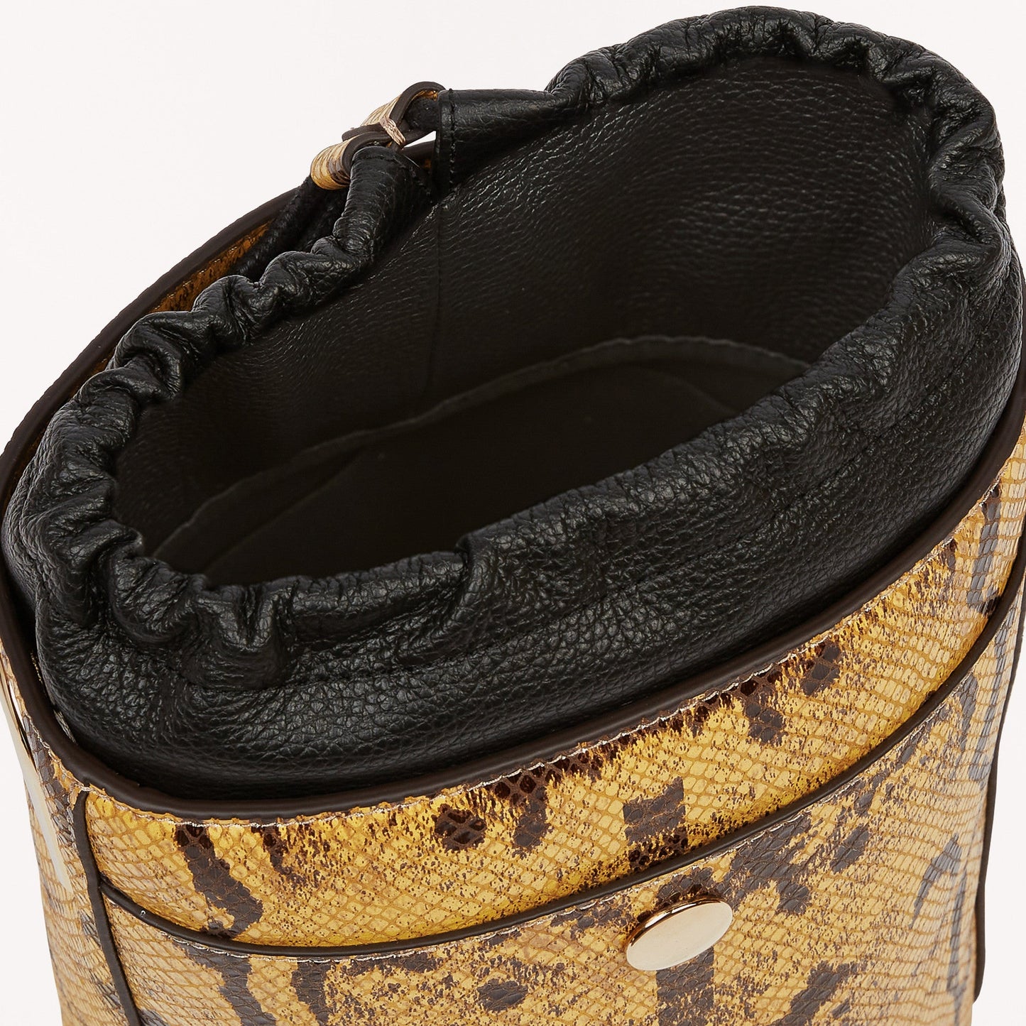 StrapStory - Bucket Bag 132