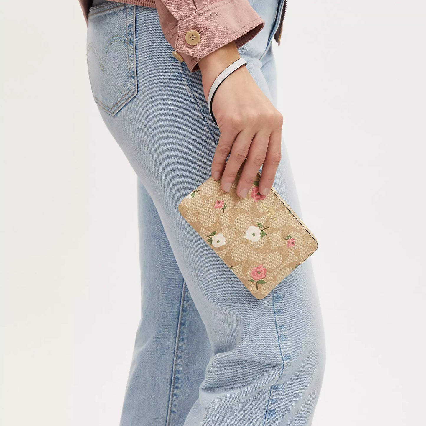 StrapStory - Wristlet 015