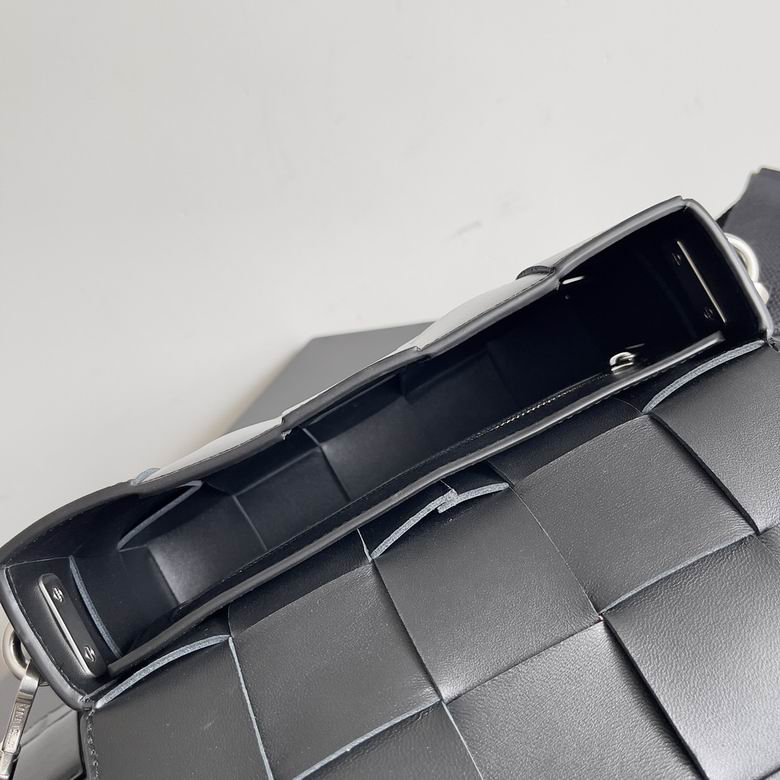 BTVA-Bags - Strap Story - 140