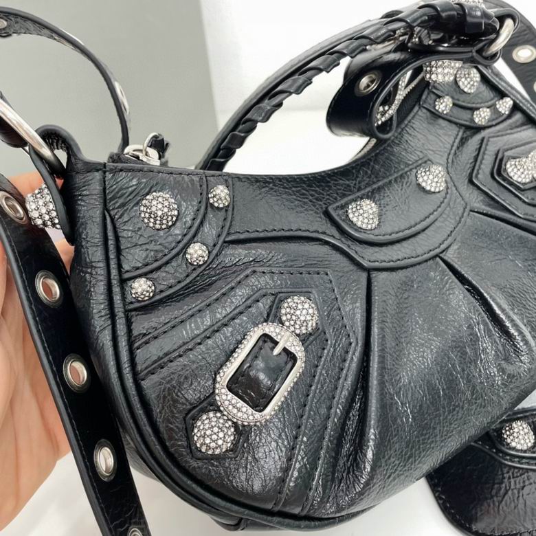 BLGA-Bags - Strap Story - 355
