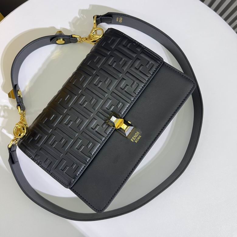 FDNI-Bags - Strap Story - 086