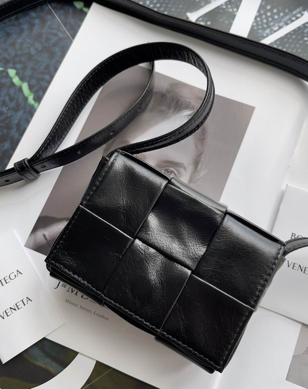 BTVA-Bags - Strap Story - 172