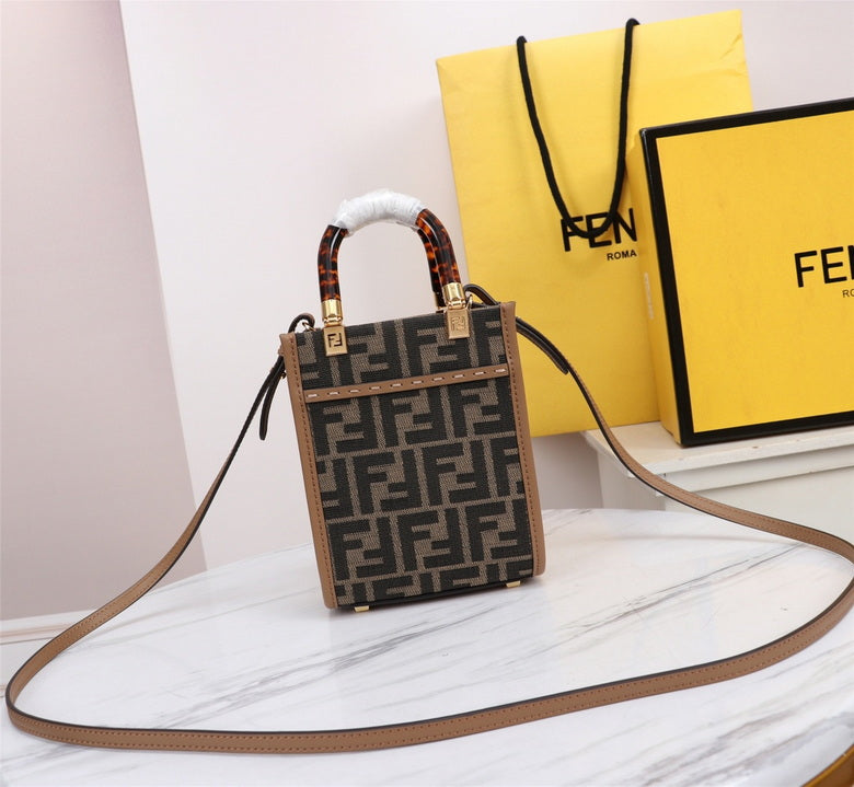 FDNI-Bags - Strap Story - 650