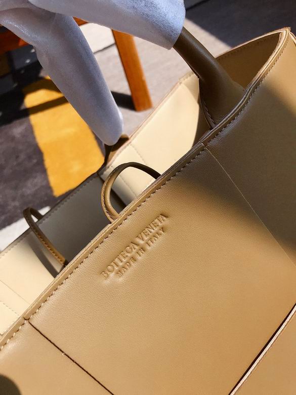 BTVA-Bags - Strap Story - 094