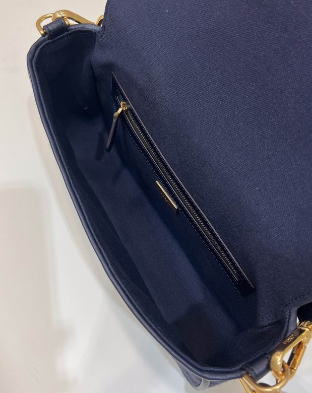 FDNI-Bags - Strap Story - 040