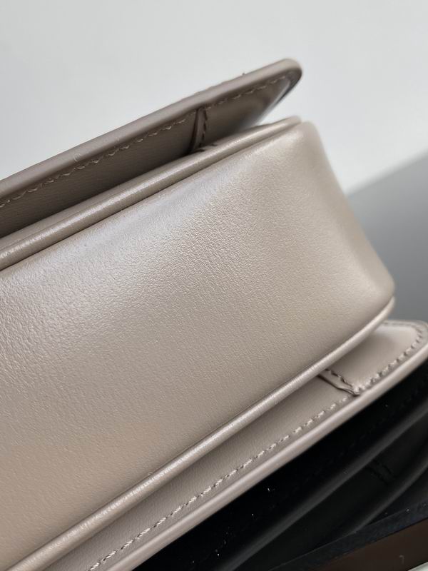 CLNE-Bags - Strap Story - 570