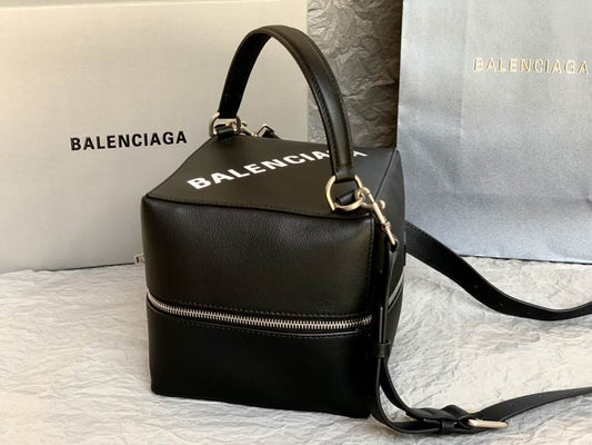 BLGA-Bags - Strap Story - 514