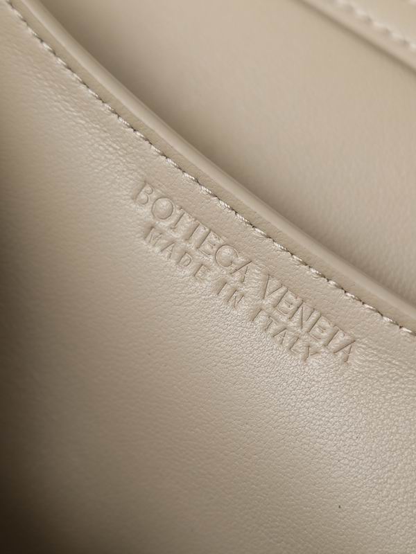BTVA-Bags - Strap Story - 429
