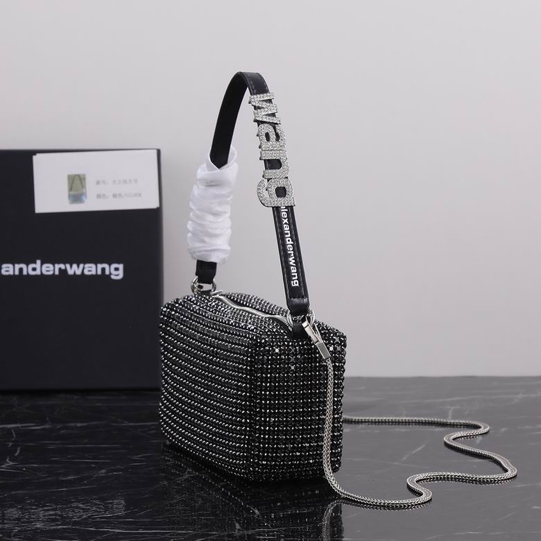 AXWG-Bag - Strap Story - 003