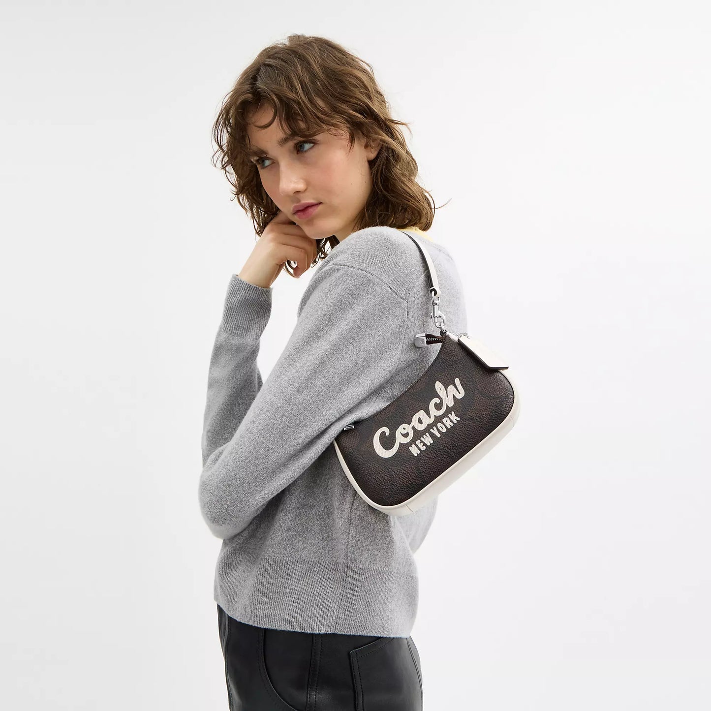 StrapStory - Crossbody 1400