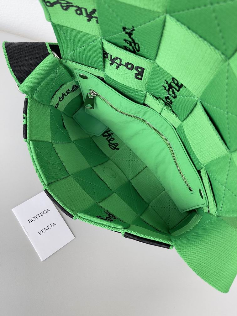BTVA-Bags - Strap Story - 206
