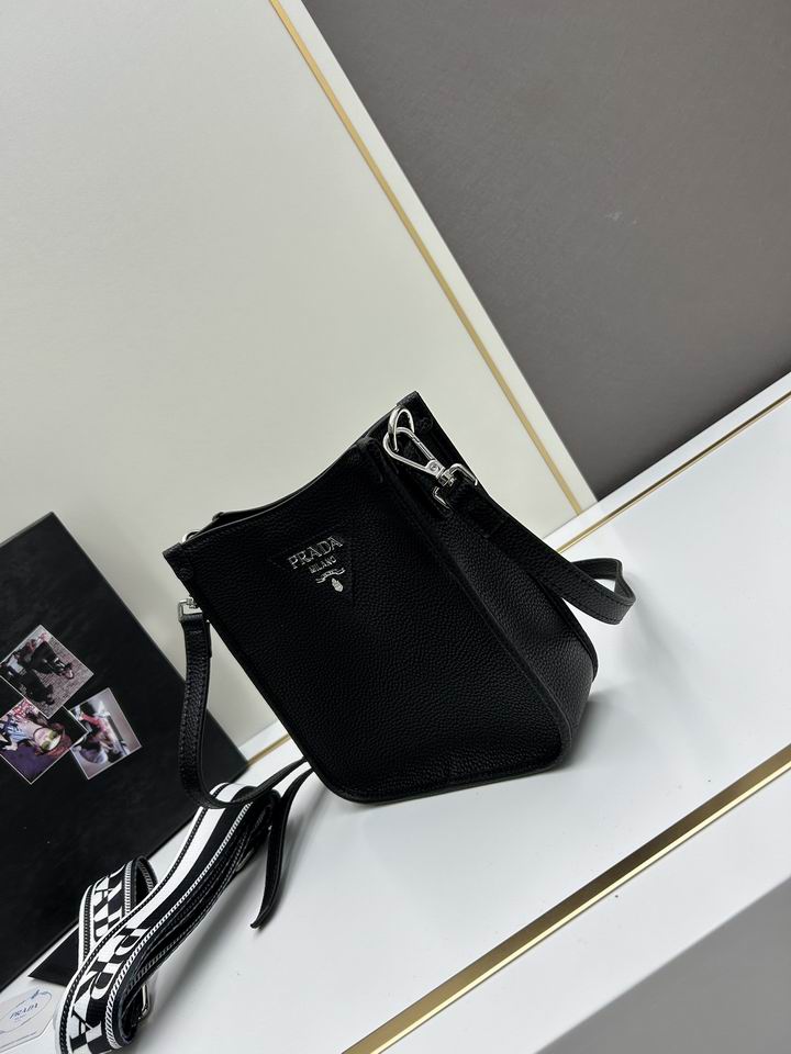 PRD-Bags - Strap Story - 2093
