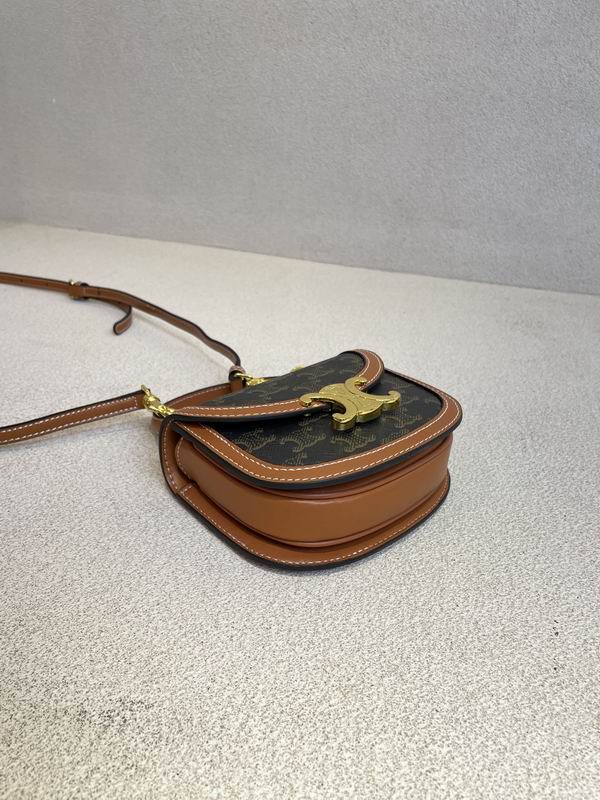 CLNE-Bags - Strap Story - 770