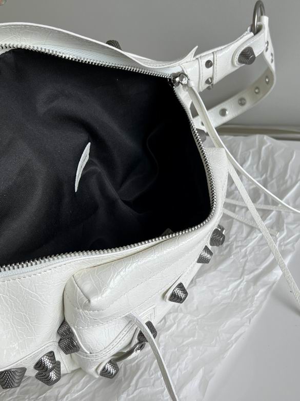 BLGA-Bags - Strap Story - 094