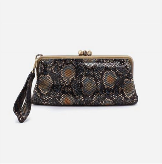 StrapStory - Wristlet 610