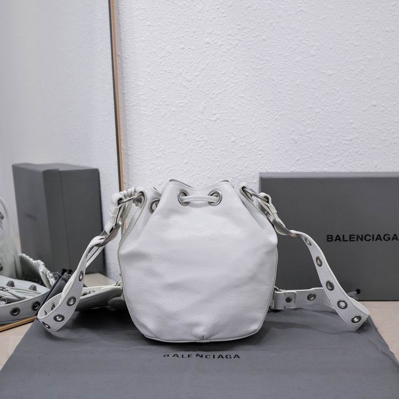 BLGA-Bags - Strap Story - 680