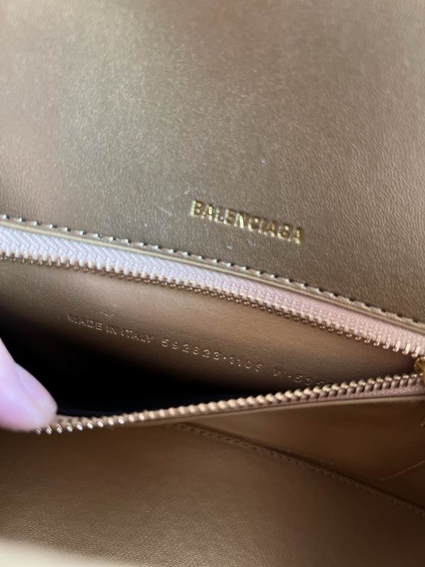 BLGA-Bags - Strap Story - 820