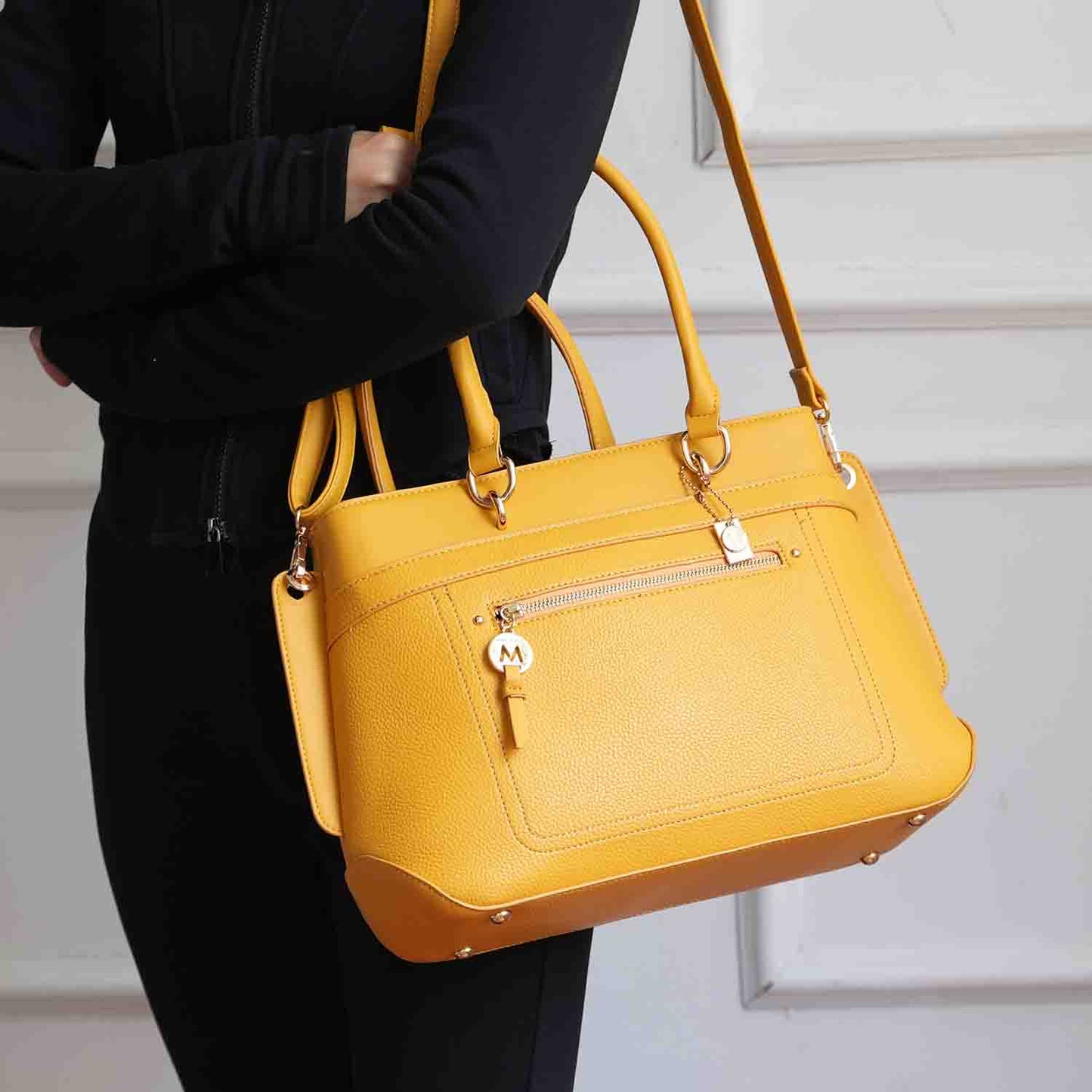 StrapStory - Tote Bag 2248