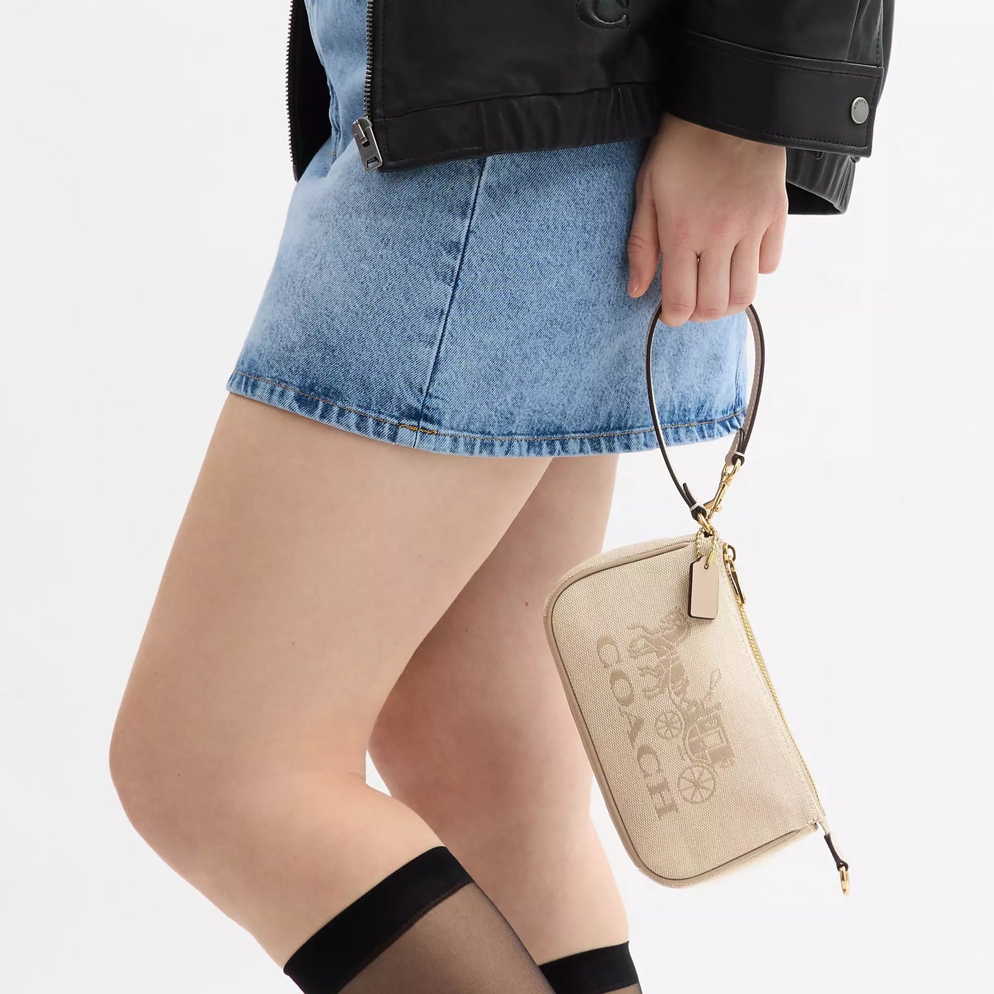 StrapStory - Wristlet 547