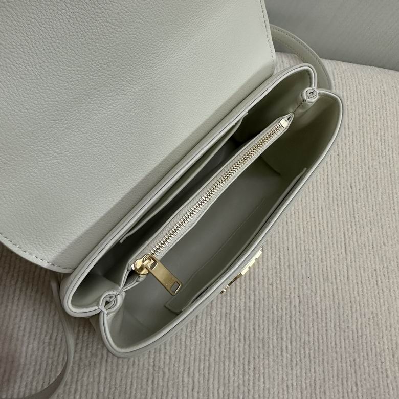 CLNE-Bags - Strap Story - 232