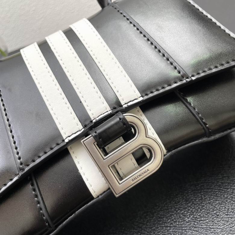 BLGA-Bags - Strap Story - 450