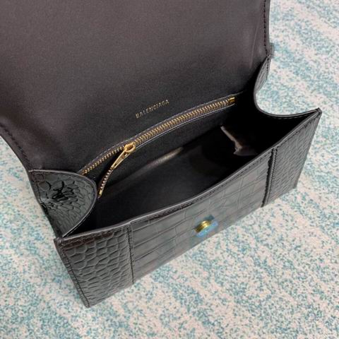 BLGA-Bags - Strap Story - 130