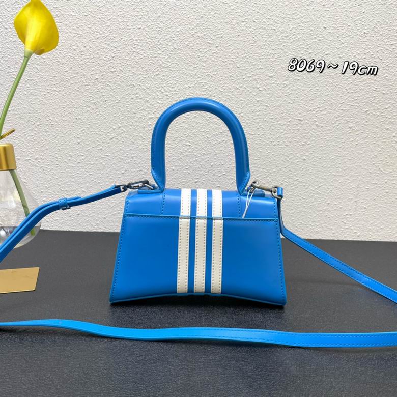 BLGA-Bags - Strap Story - 450