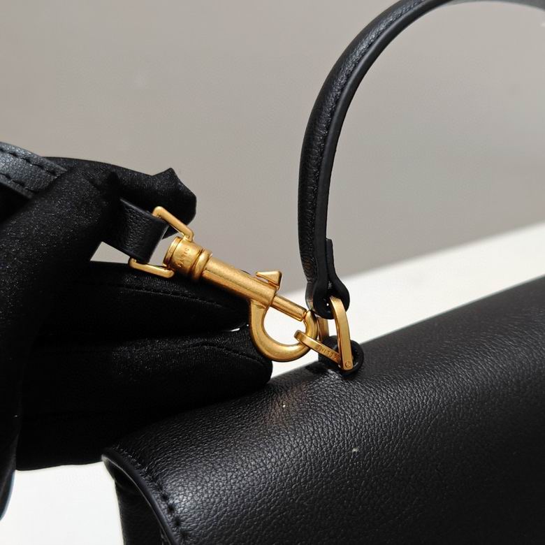 CLNE-Bags - Strap Story - 404