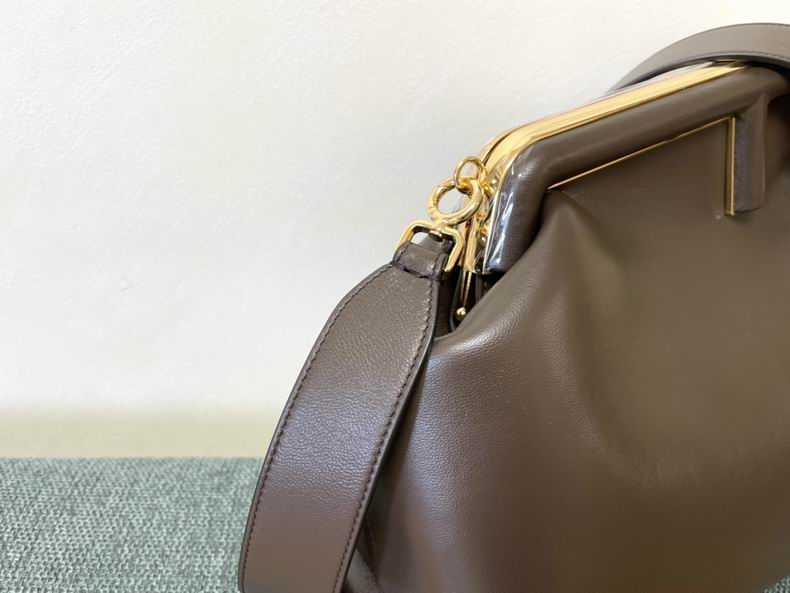 FDNI-Bags - Strap Story - 620