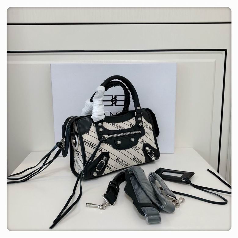 BLGA-Bags - Strap Story - 411