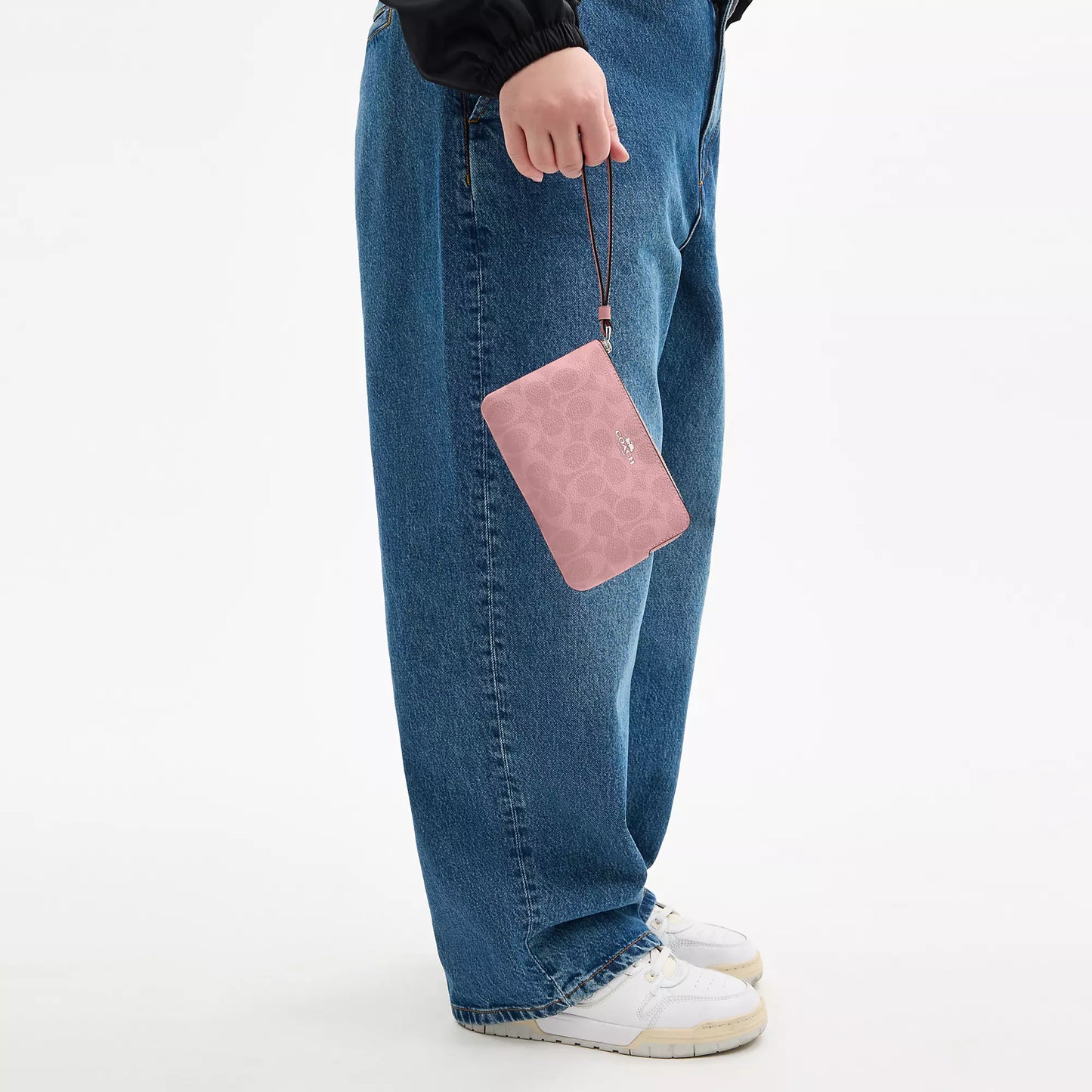 StrapStory - Wristlet 081