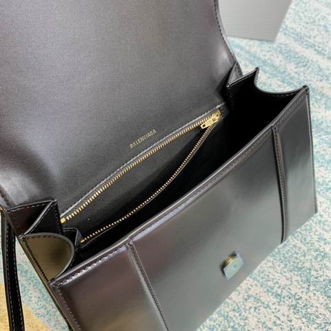BLGA-Bags - Strap Story - 131
