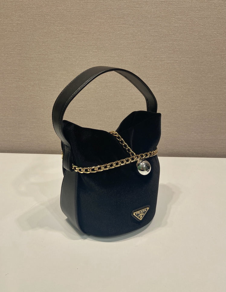 PRD-Bags - SheCary - 1949