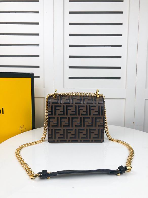FDNI-Bags - Strap Story - 088