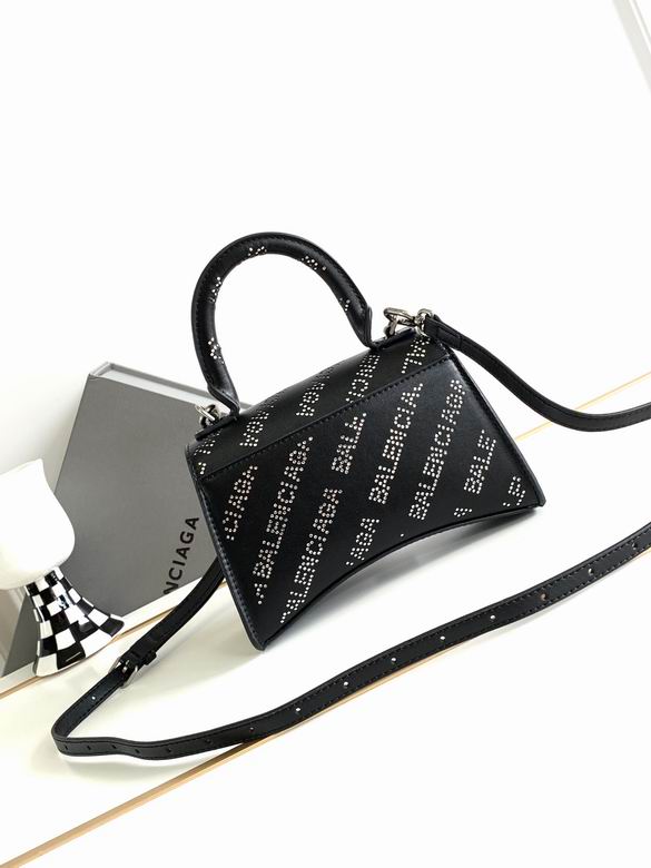 BLGA-Bags - Strap Story - 460