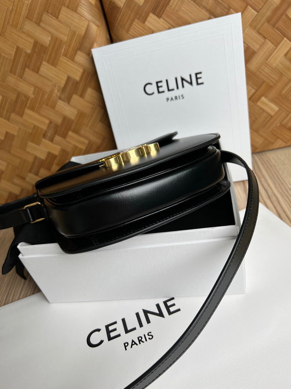 CLNE-Bags - Strap Story - 564