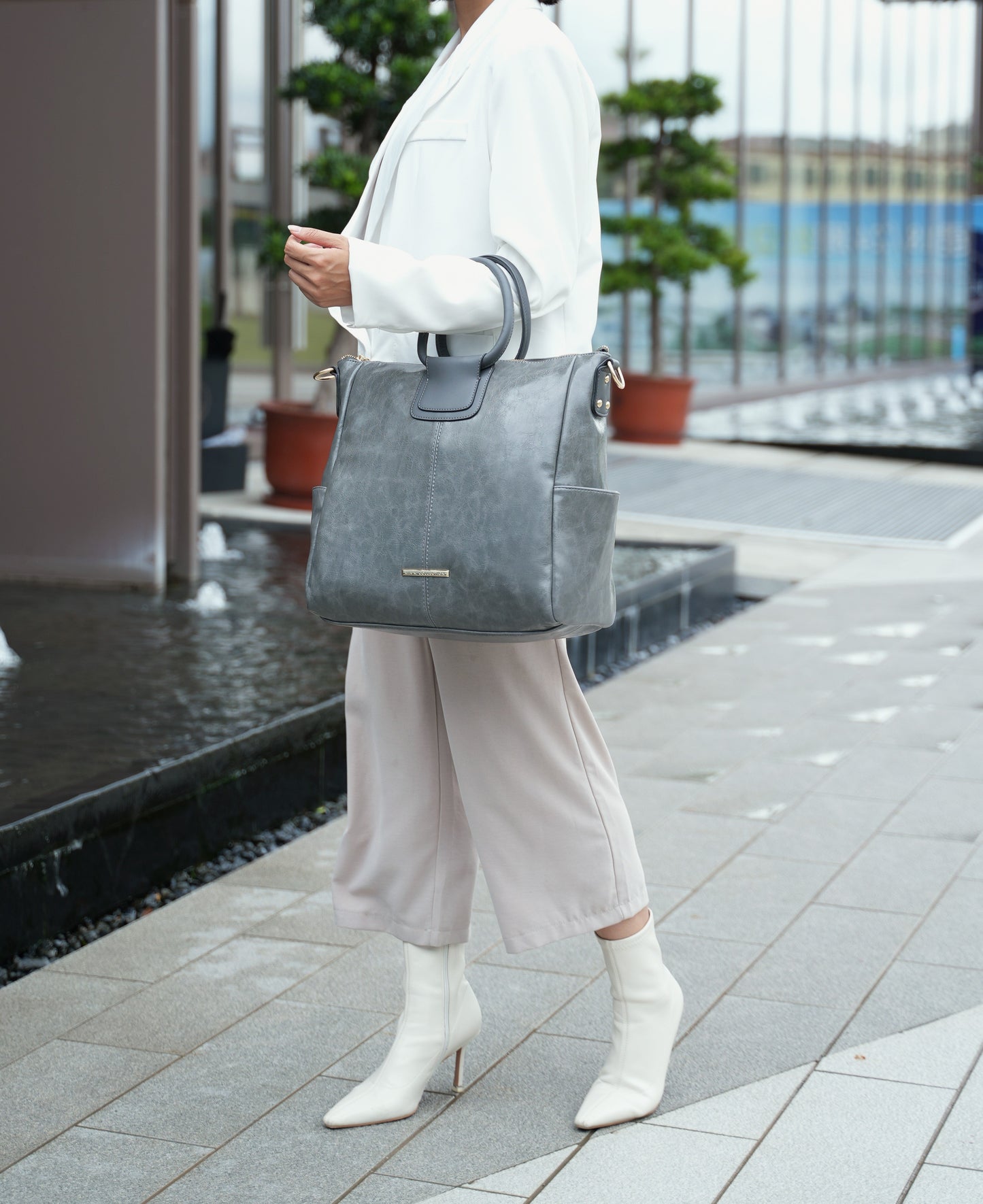 StrapStory - Tote Bag 188