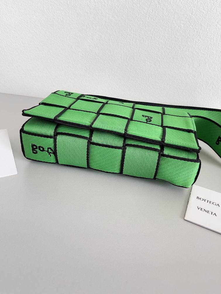 BTVA-Bags - Strap Story - 206