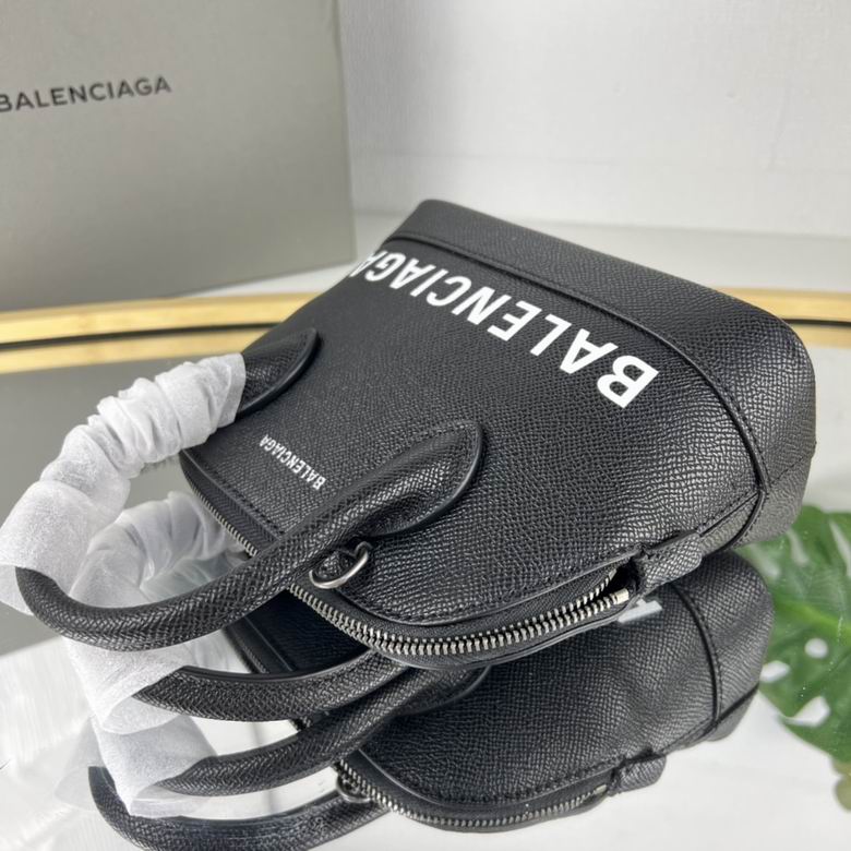 BLGA-Bags - Strap Story - 200
