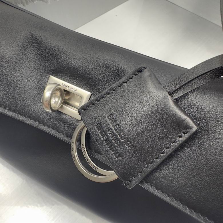 BLGA-Bags - Strap Story - 001