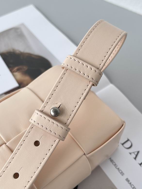 BTVA-Bags - Strap Story - 157