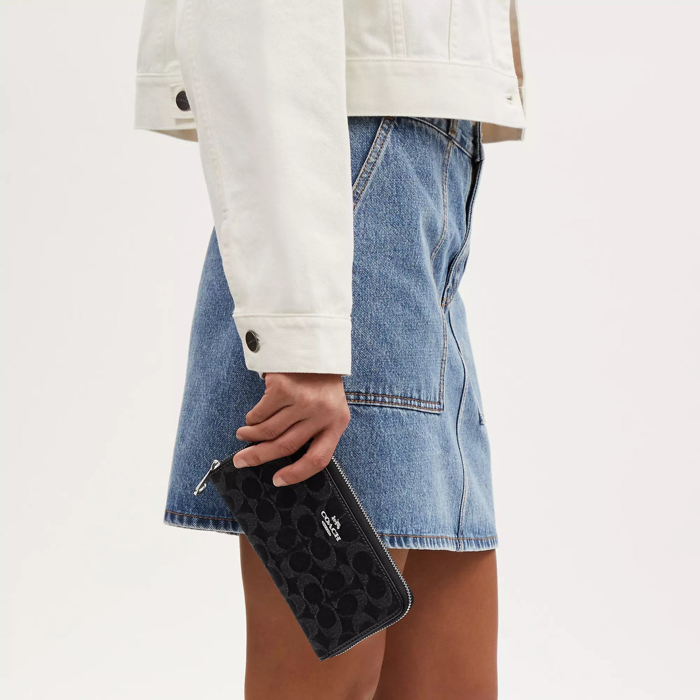 StrapStory - Wristlet 575