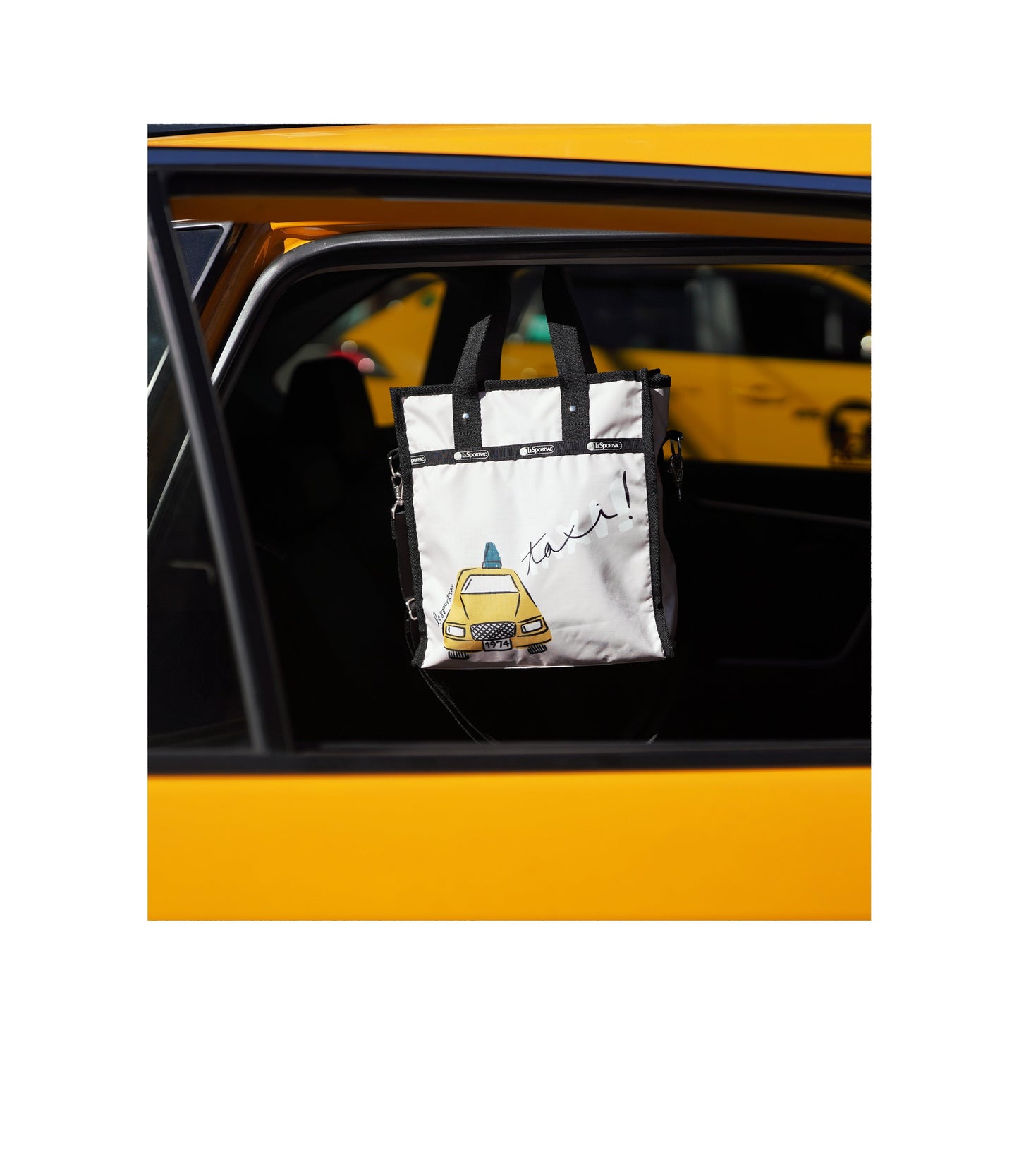 StrapStory - Tote Bag 2236