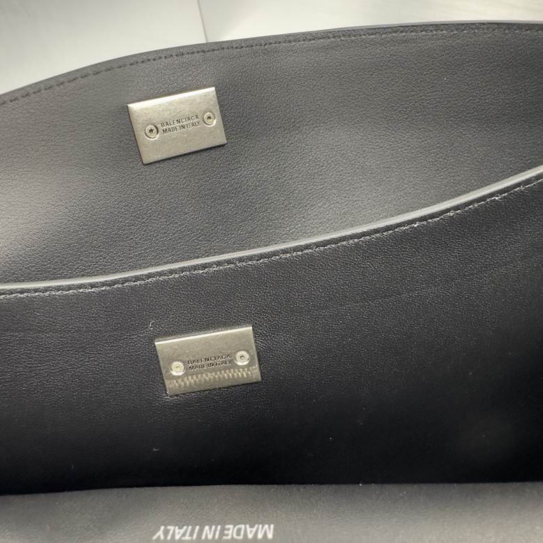 BLGA-Bags - Strap Story - 001