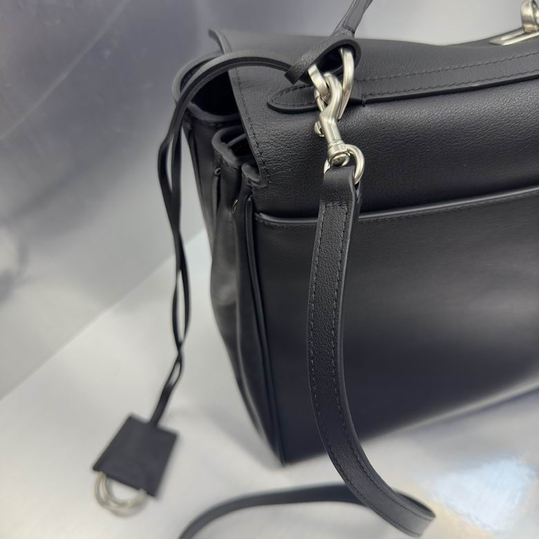 BLGA-Bags - Strap Story - 001