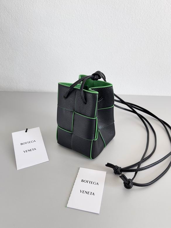 BTVA-Bags - Strap Story - 051