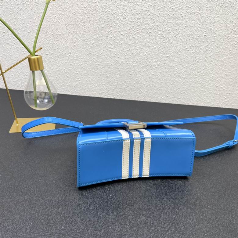 BLGA-Bags - Strap Story - 450